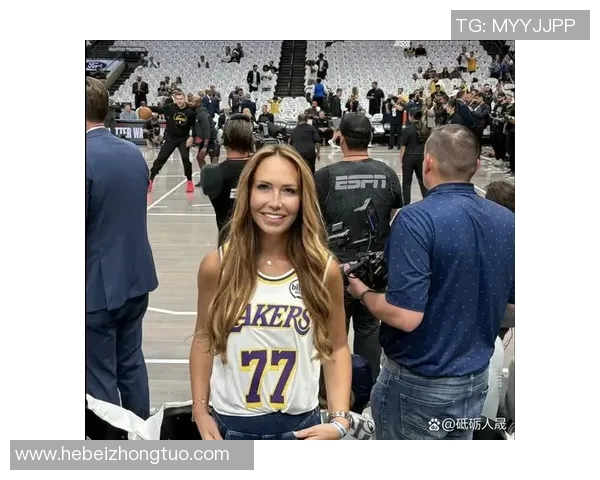 东契奇赛场上热泪盈眶的瞬间回顾：情感与实力的完美交织